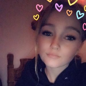 Meet your Posher, Jasmine